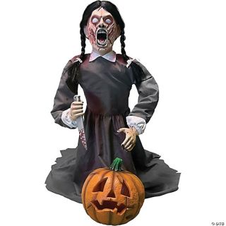 111136" Lunging Pumpkin Carver Animated Prop